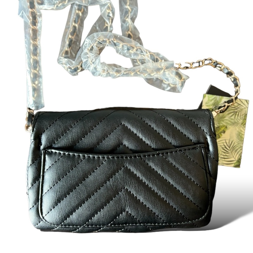 NWT- Badgley Mischka Quilted Black & Gold Crossbody Purse - Picture 5 of 7